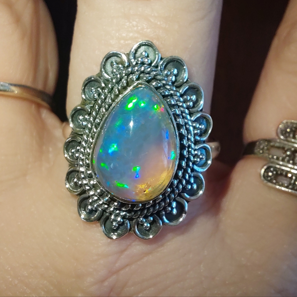 Elegant Ethiopian Opal Silver Ring Size 11 - Picture 7 of 15